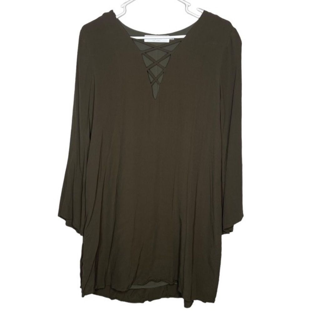 ASTR the label cross cross dress olive colored size Medium